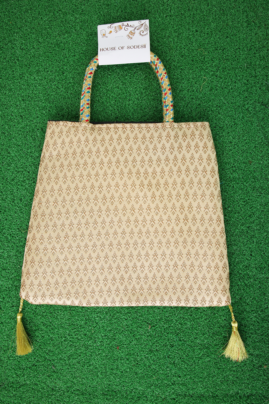 Gold Tone (T)